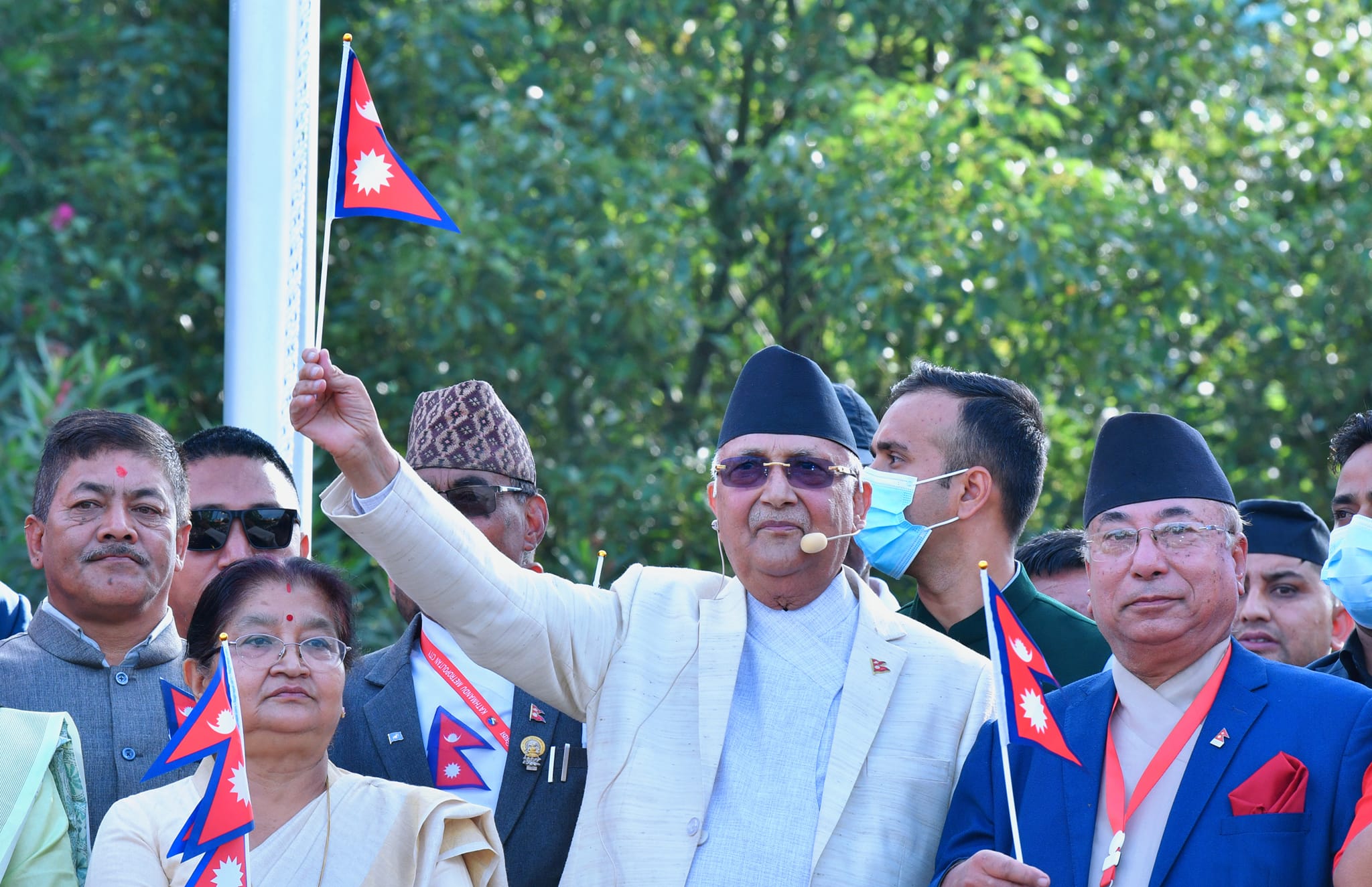 UML with national flag1695182360.jpg